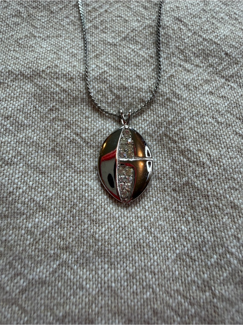 Vintage Givenchy Rhodium Plated Crystal Oval Pendant Necklace Paris New York